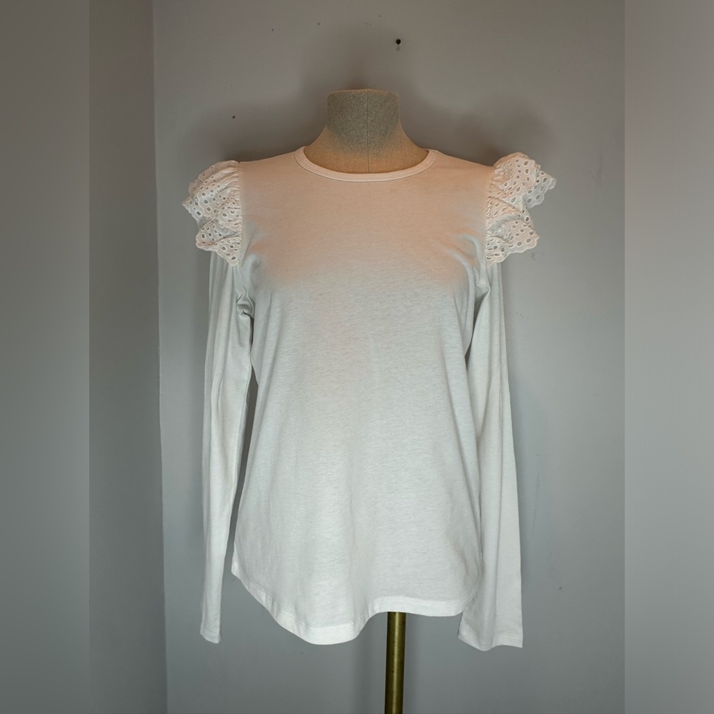 JOE'S JEANS
Ruffle Eyelet Sleeve Top